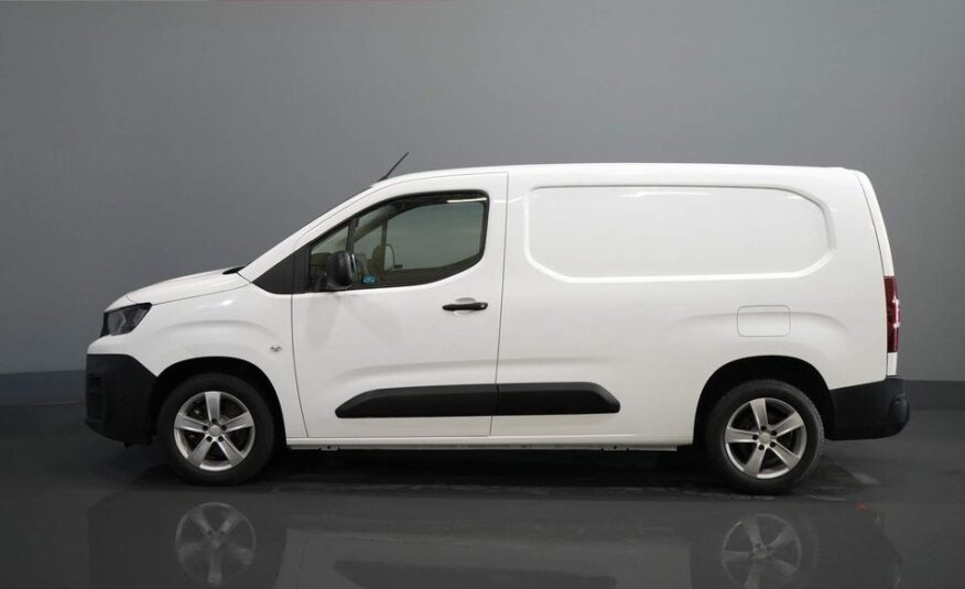 Peugeot Partner Bestelbus 1.5 HDI 130 pk Aut. L2 Long
