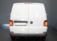 Volkswagen Transporter Fourgon 2.0 TDI 150 ch DSG Automatique (Demo) 2.5t Attelage/ Climatisation/ Portes
