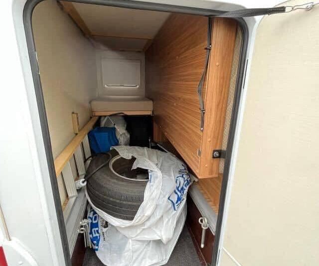 Camping Car FIAT 2.3 131 CH Carado A461