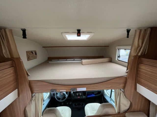 Camping Car FIAT 2.3 131 CH Carado A461