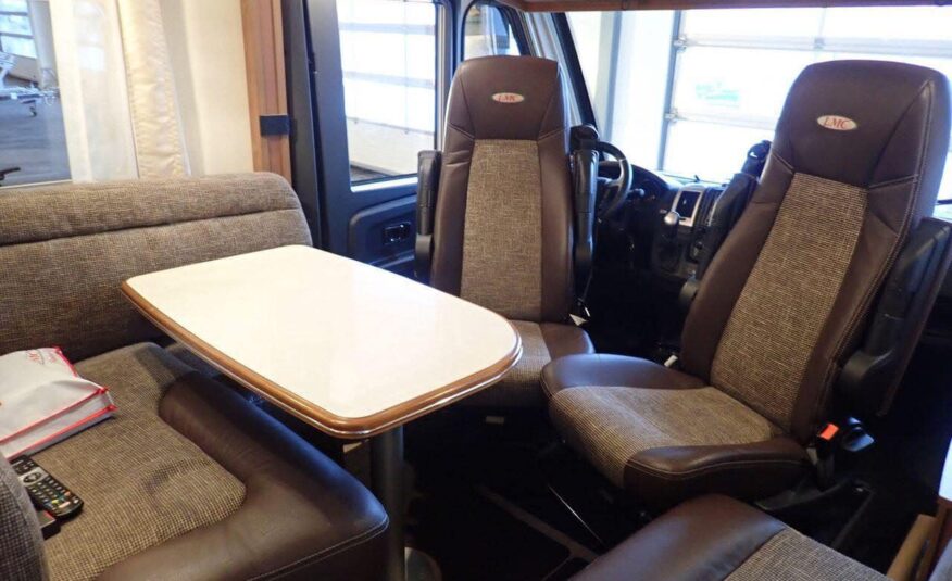 Camping car LMC i 695 Explorer Comfort