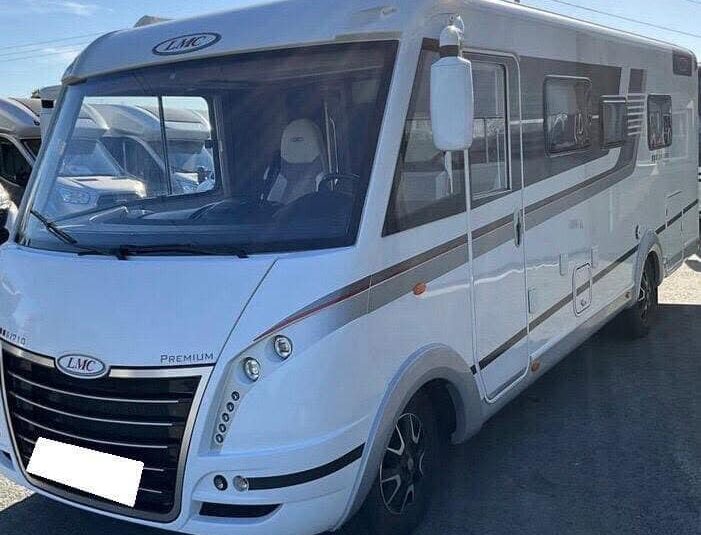 Camping-Car Intégral LMC Premium 710