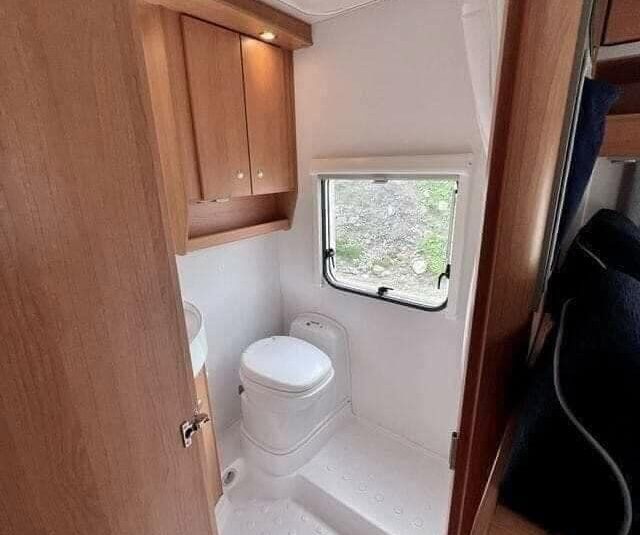 Camping car Knaus WEINSBERG ORBITER 69, BAS KM