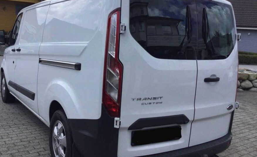 Forgon aménagé Ford Transit Personnalisé