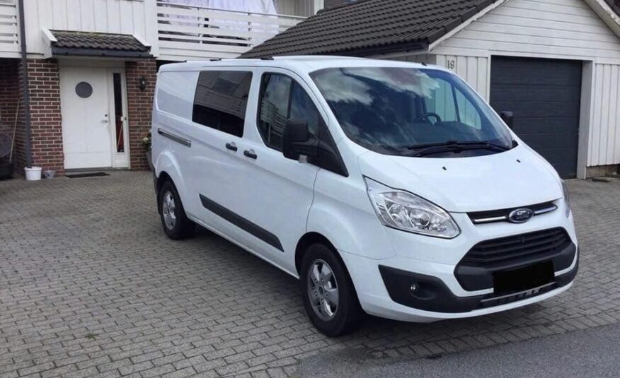 Forgon aménagé Ford Transit Personnalisé