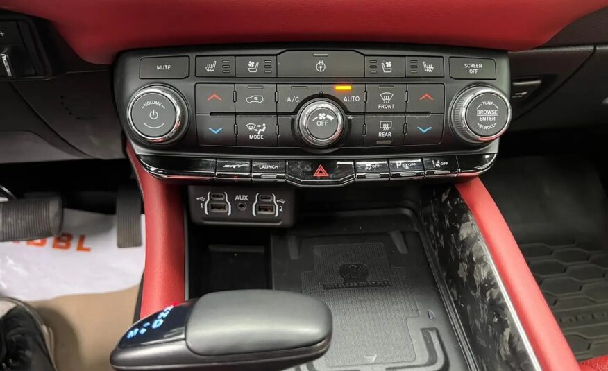 Dodge Durango 6,4 SRT 392, LEDER,NAVI,LAUNCH,VOLL