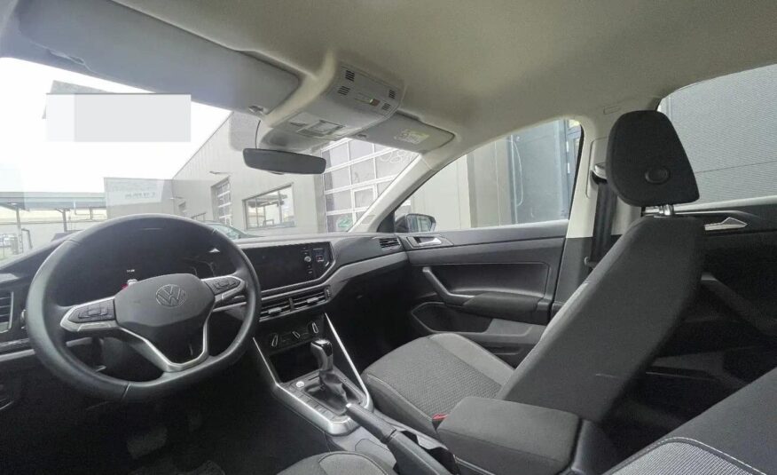 Volkswagen Polo VI 1.0 TSi Life navigation automatique/siège/LED