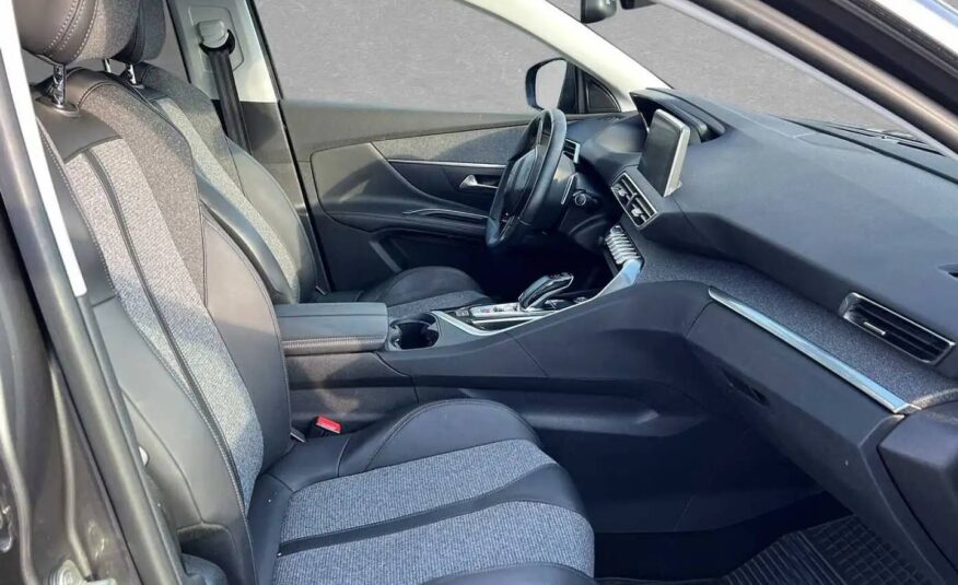 Peugeot 5008 PureTech 130 Allure *’7 Places*